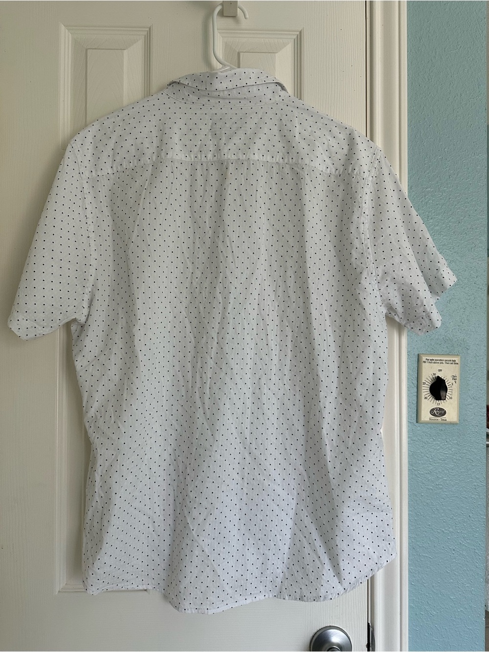 White Bonobos' signature Riviera Short Sleeve Shirt Black polka dots XL - Picture 2 of 4